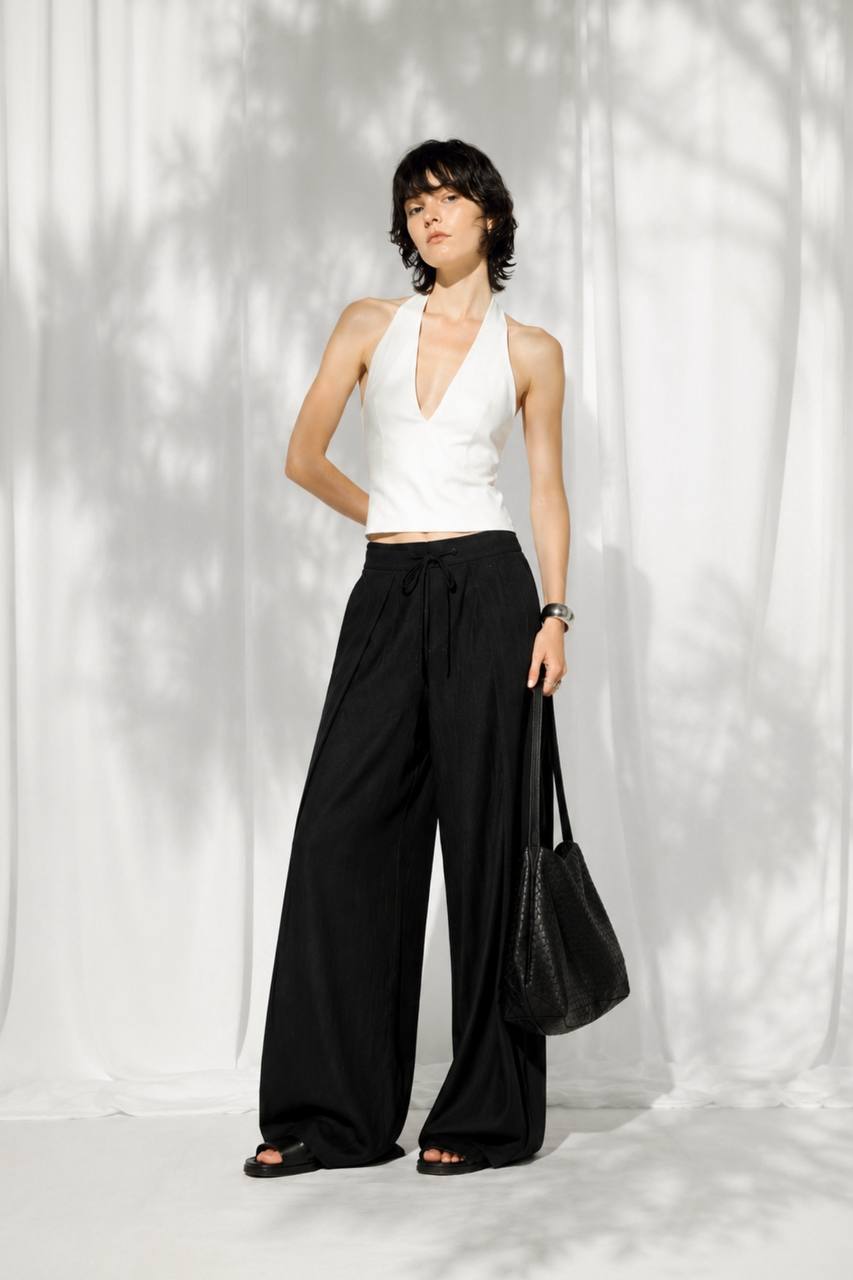Pleated Lace-Up Linen Trousers | Black