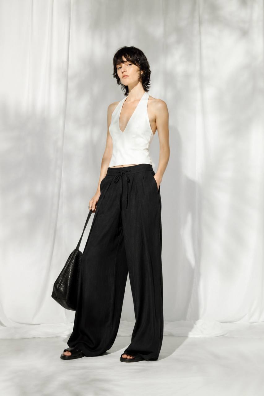 Pleated Lace-Up Linen Trousers | Black