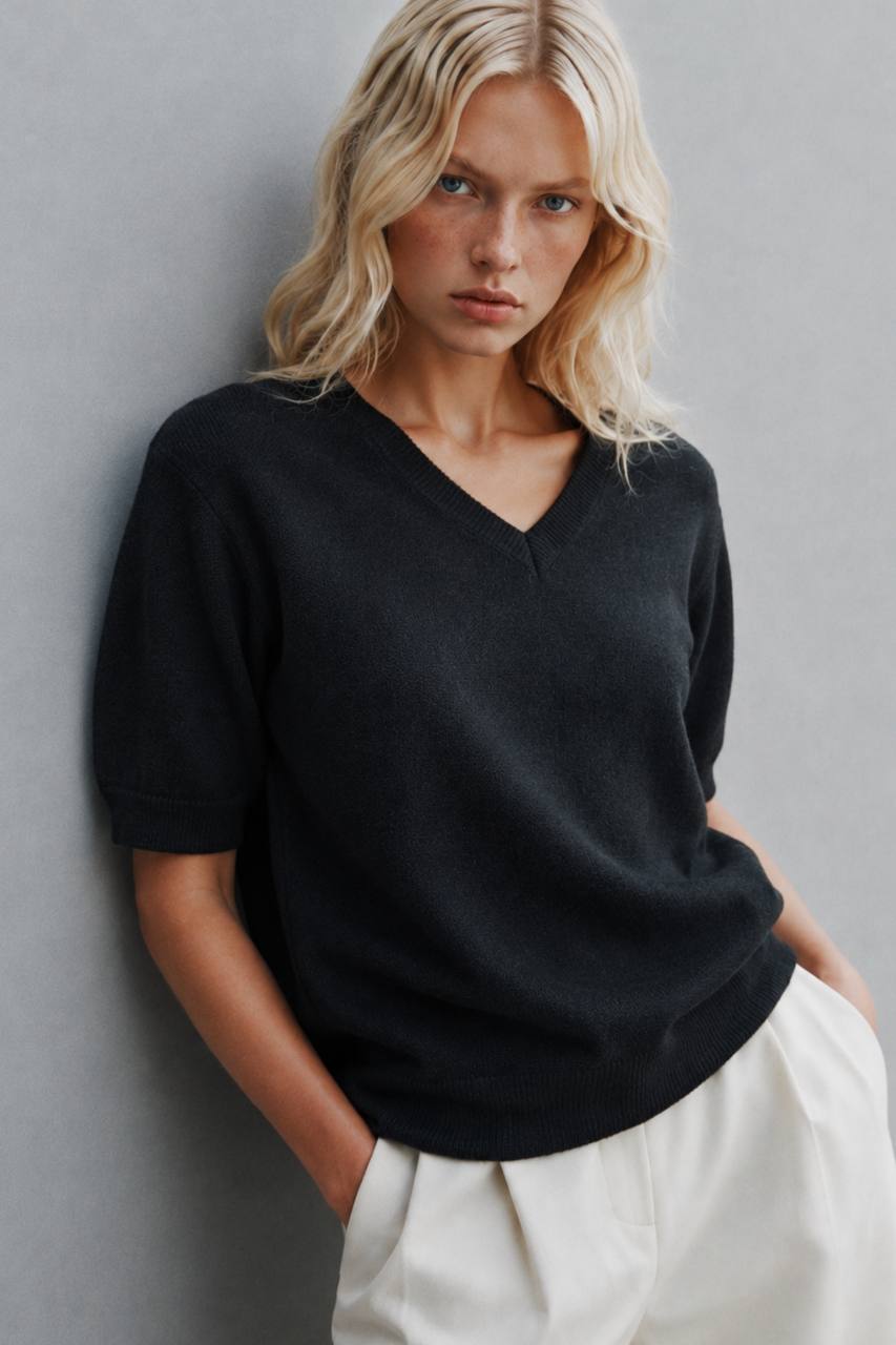 V-Neck Short-Sleeve Textured Blouse | Black