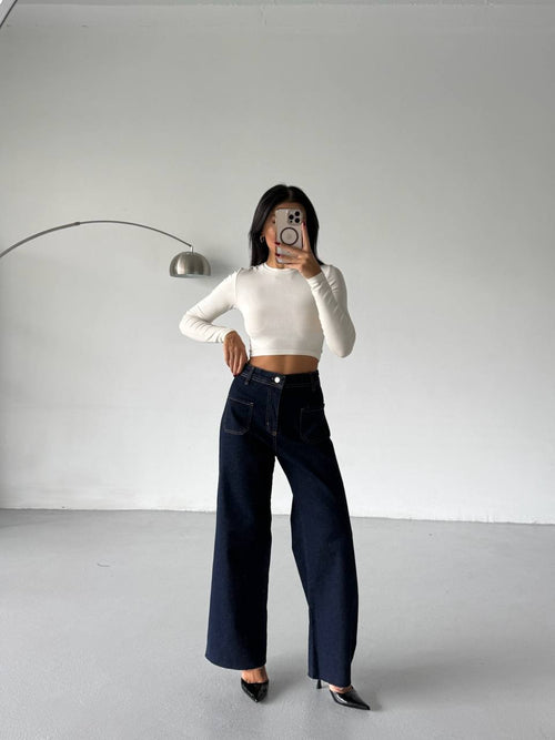 Pocket Wide Leg Jeans