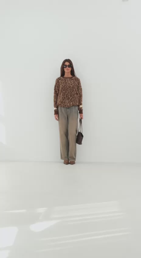 Leopard Patterned Bead Knitwear Sweater | Brown